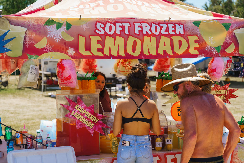 Tri-City Water Follies Lemonade vendor
